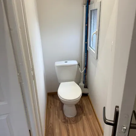 Апартаменты Jolie Duplex Face A La Seine Вильнёв-ле-Руа